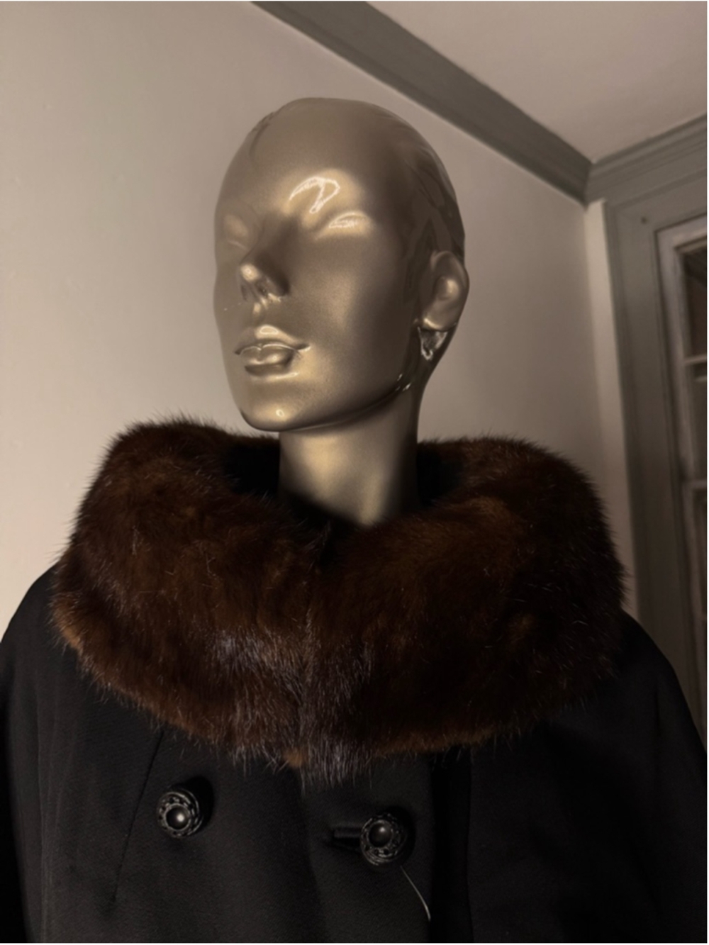 Vintage Black Wool Blend Coat Genuine Fur Collar Double Breasted Fully Lined Lon